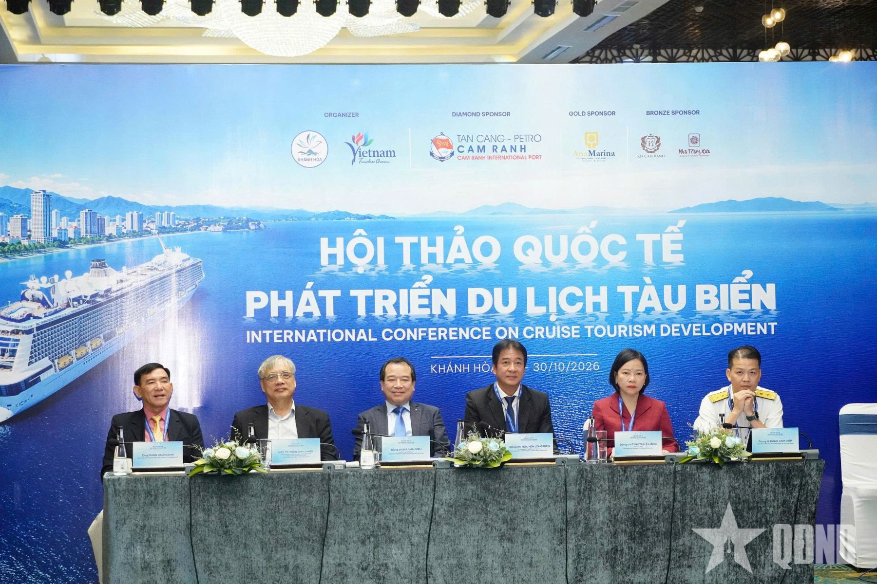Tạo đột phá cho du lịch tàu biển Khánh Hòa